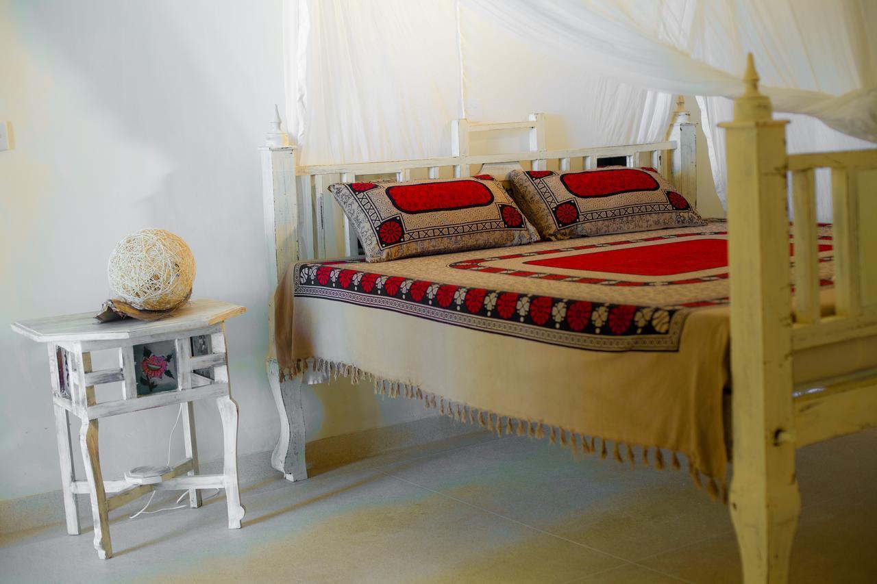 Villa Cesy Boutique Hotel Малинди Екстериор снимка
