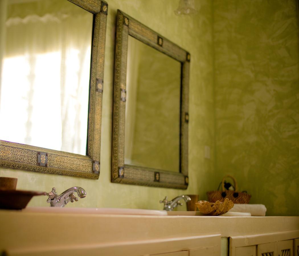 Villa Cesy Boutique Hotel Малинди Екстериор снимка